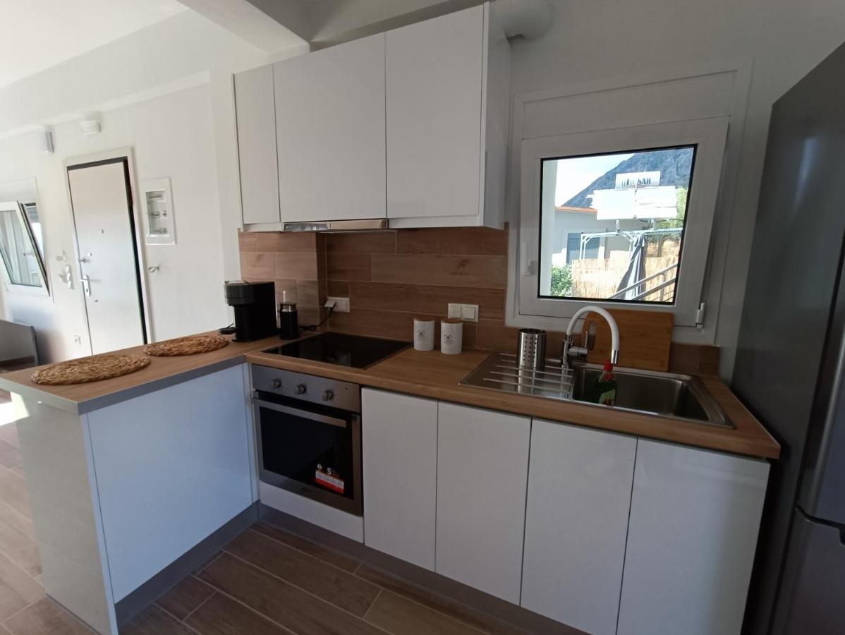קלמאטה Evilenia Luxury Apartments מראה חיצוני תמונה